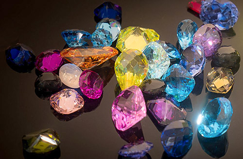 Degerli-taslarin-bazilari