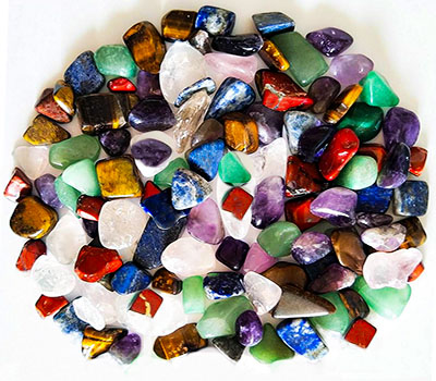 Çeşitli mineraller ve doğal taşlar