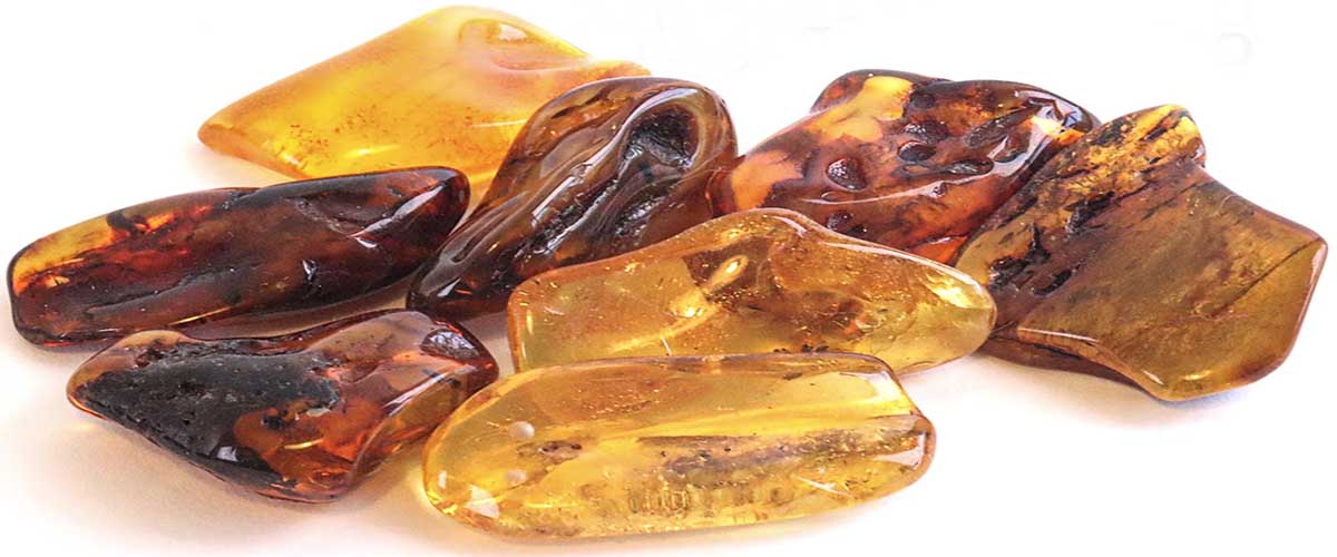 Kehribar parçaları