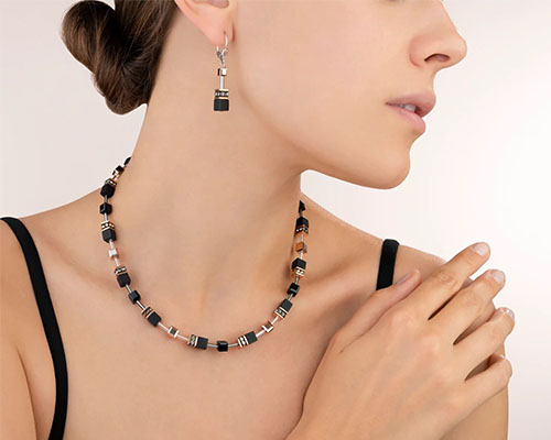 Oniks kolye ve küpe