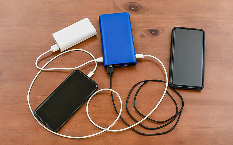 Şarj Cihazları ve kabloları