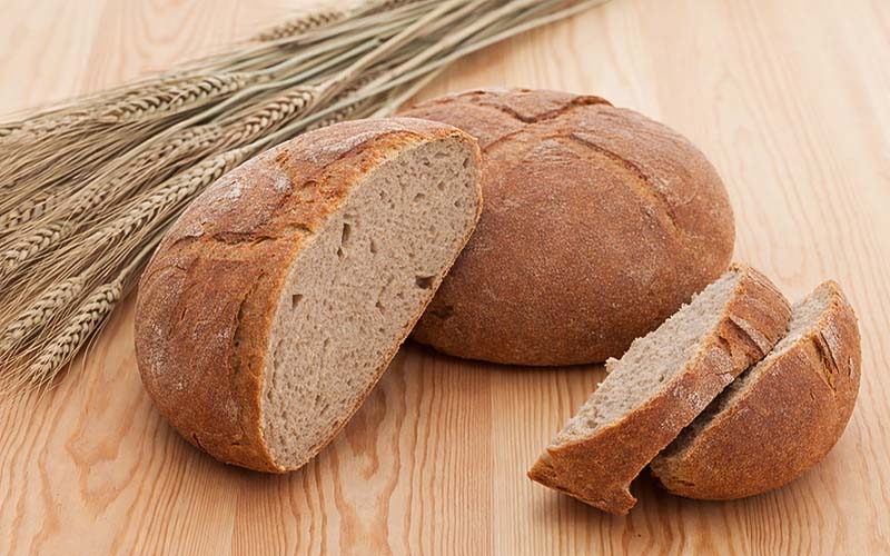 Tam buğday ekmeği